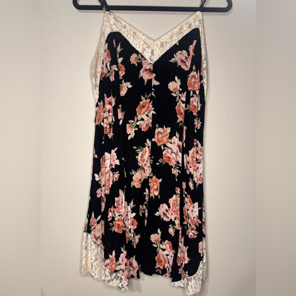 Forever 21 Floral Lace Trim Slip Dress